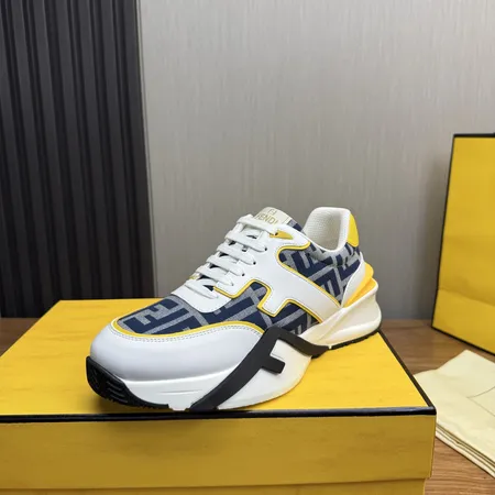 フェンディ カジュアルシューズ