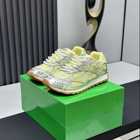 ボッテガ ヴェネタ スニーカー