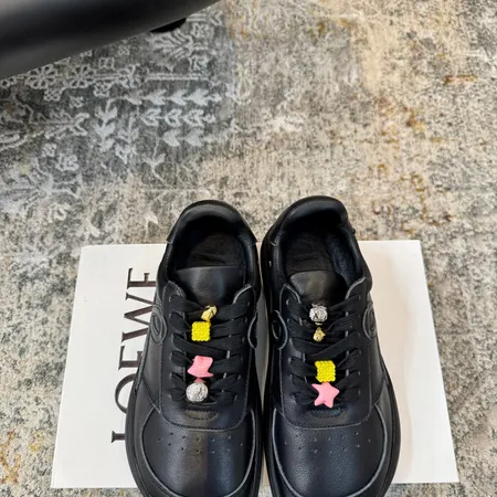 ロエベ カジュアルシューズ