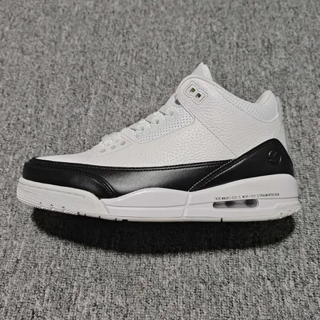 エアジョーダン スニーカー