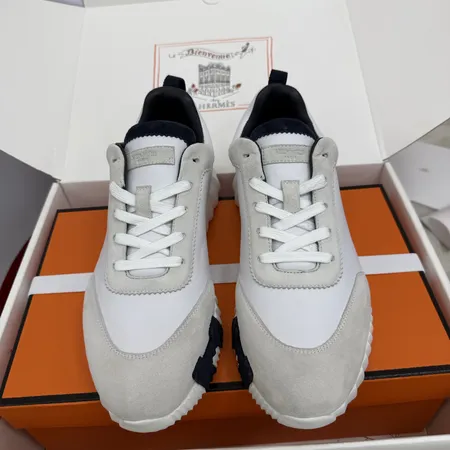 エルメス スニーカー