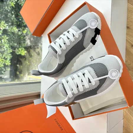 エルメス スニーカー