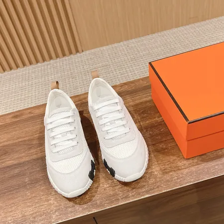 エルメス スニーカー