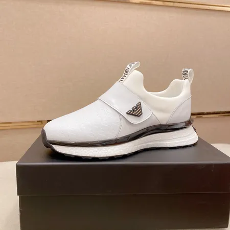 アルマーニ スニーカー