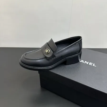 シャネル ビジネスシューズ