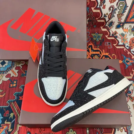 ナイキ カジュアルシューズ