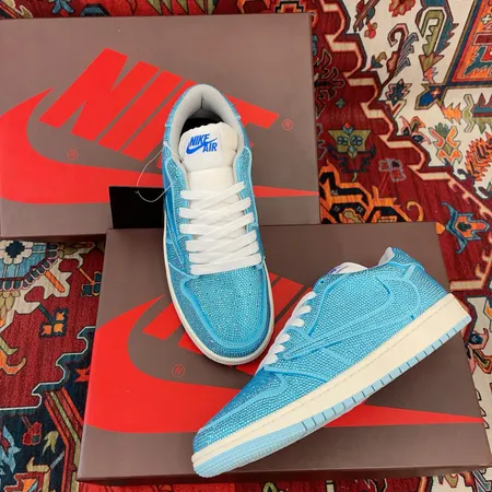 ナイキ カジュアルシューズ