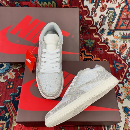 ナイキ カジュアルシューズ