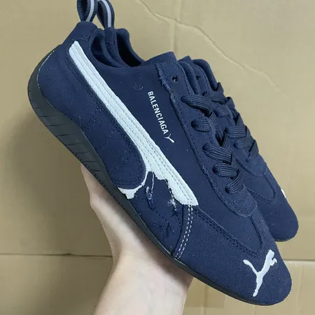 プーマ カジュアルシューズ