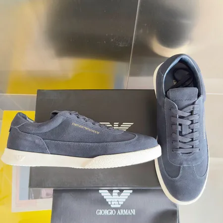 アルマーニ カジュアルシューズ