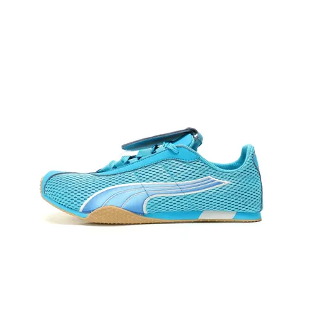 プーマ スニーカー