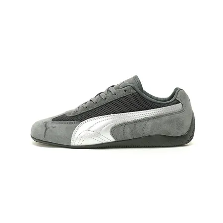 プーマ スニーカー