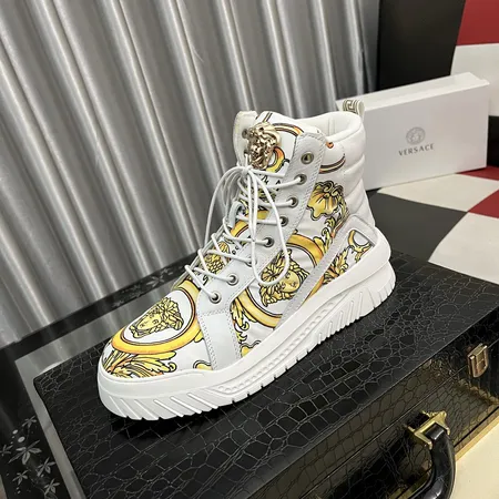 ヴェルサーチ カジュアルシューズ