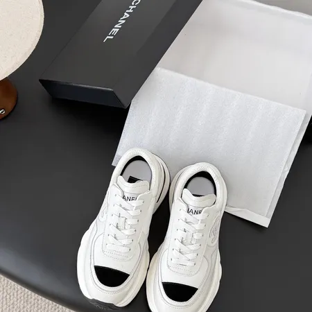 シャネル スニーカー