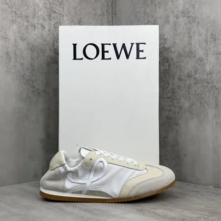 ロエベ カジュアルシューズ