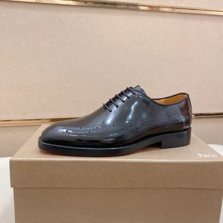 クリスチャン・ルブタン ビジネスシューズ