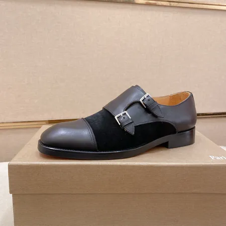 クリスチャン・ルブタン ビジネスシューズ