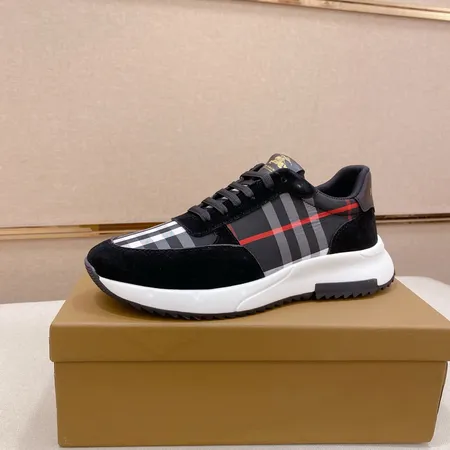 バーバリー ス スニーカー