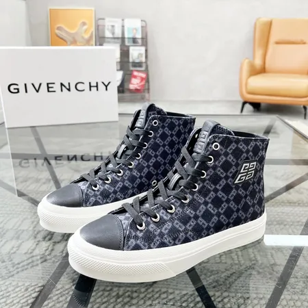 ジバンシィ カジュアルシューズ