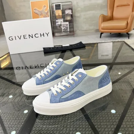 ジバンシィ カジュアルシューズ