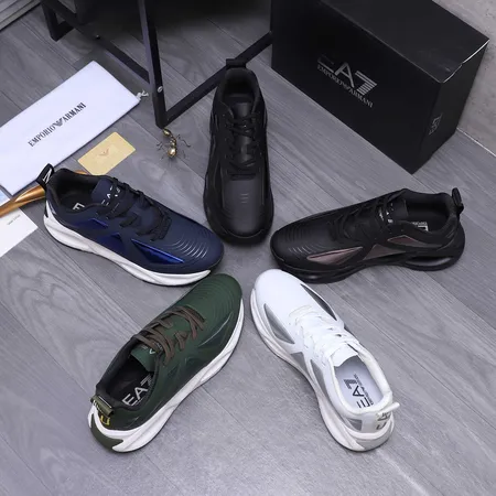 アルマーニ スニーカー