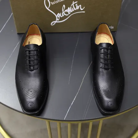 クリスチャン・ルブタン ビジネスシューズ