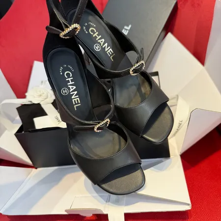 シャネル サンダル