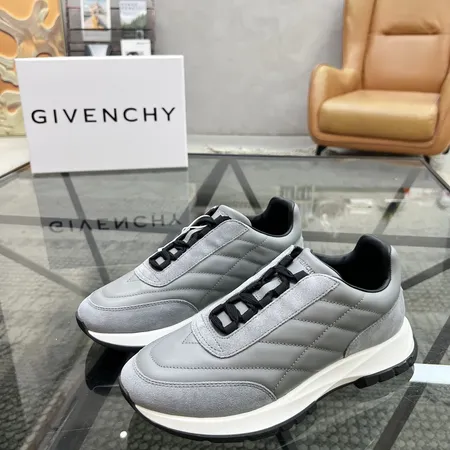 ジバンシィ カジュアルシューズ