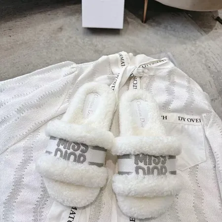 ディオール スリッパ