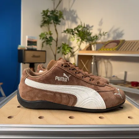 プーマ カジュアルシューズ