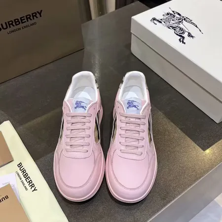 バーバリー ス カジュアルシューズ