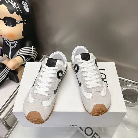 ロエベ カジュアルシューズ