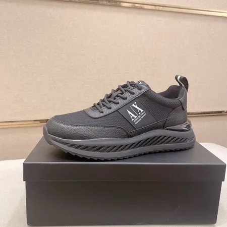 アルマーニ スニーカー