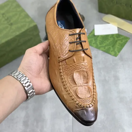 グッチ ビジネスシューズ