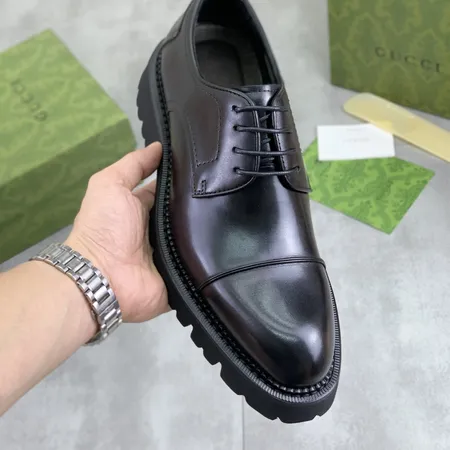 グッチ ビジネスシューズ