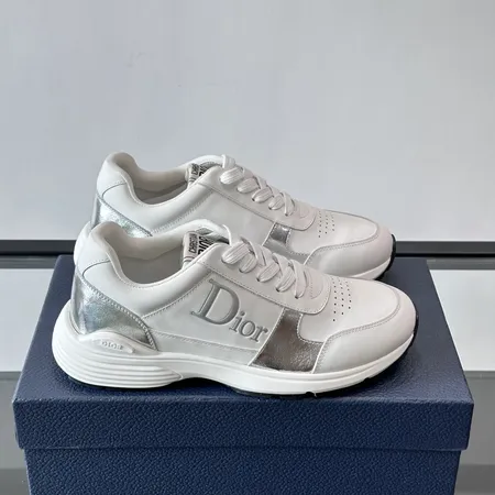 ディオール カジュアルシューズ