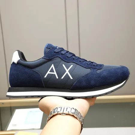 アルマーニ カジュアルシューズ