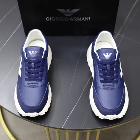 アルマーニ カジュアルシューズ