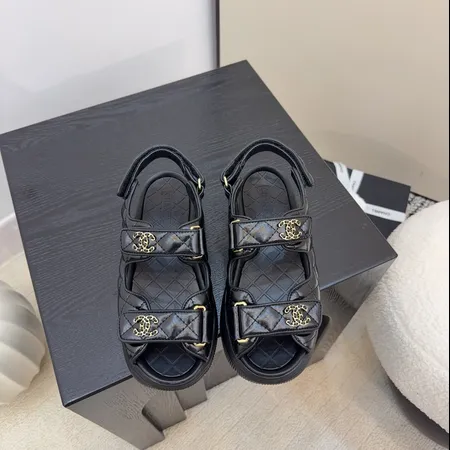 シャネル サンダル