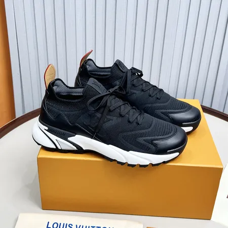 ルイヴィトン スニーカー