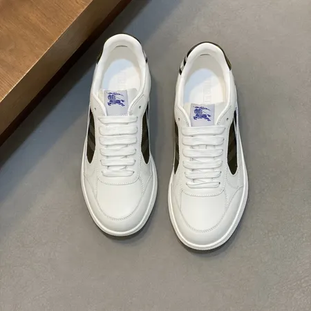 バーバリー ス カジュアルシューズ