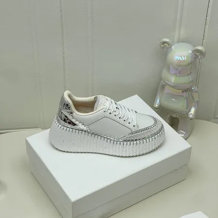 クロエ カジュアルシューズ