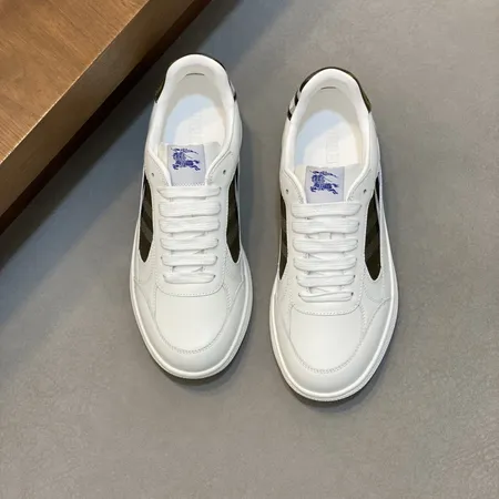 バーバリー ス カジュアルシューズ