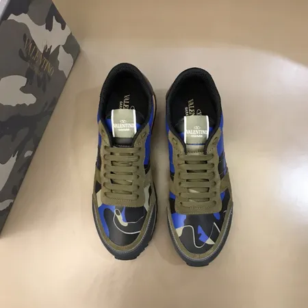 ヴァレンティノ スニーカー