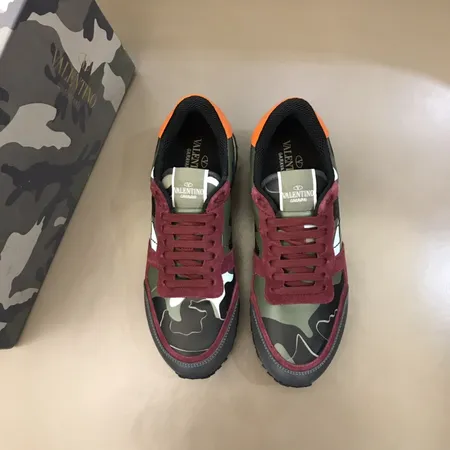 ヴァレンティノ スニーカー