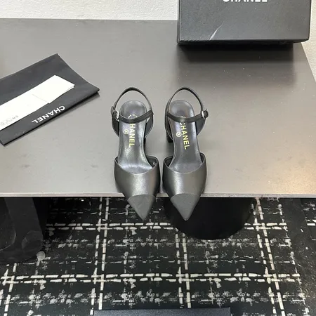 シャネル サンダル