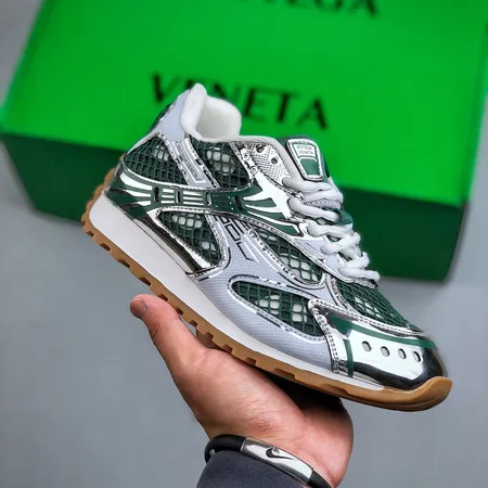 ボッテガ ヴェネタ カジュアルシューズ