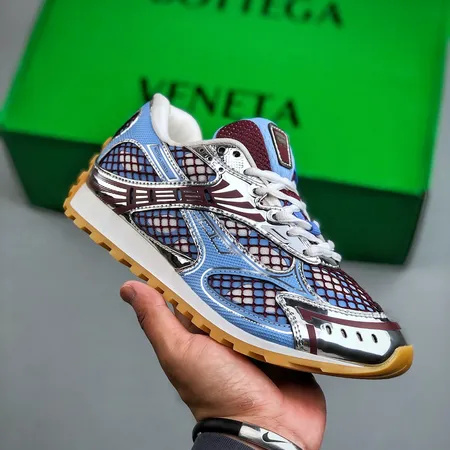 ボッテガ ヴェネタ カジュアルシューズ