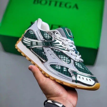 ボッテガ ヴェネタ カジュアルシューズ