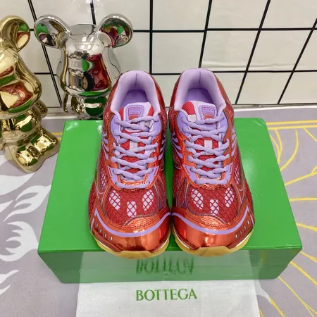 ボッテガ ヴェネタ スニーカー